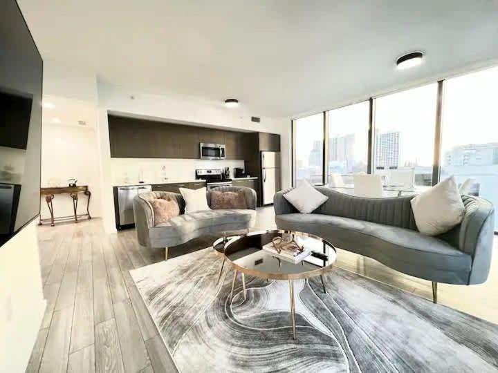 2Br, 2 Baths Lux Downtown Apt Heart Of Austin With Amazing Views, Pool, & Gym Luaran gambar